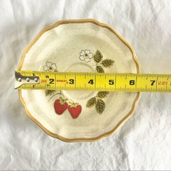 CLEARANCE Mikasa VTG Strawberry Festival Saucer Oven To Table 6.25" Diameter - Picture 6 of 6